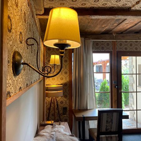 Hotel Veveri Veverska Bityska Екстер'єр фото